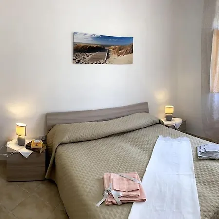 La Perla Casa Iside Con 2 Camere, Giardino Privato Apartment