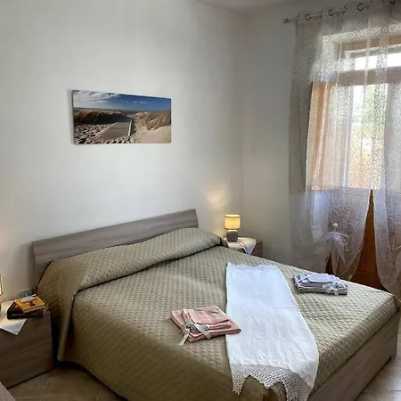 Apartment La Perla Casa Iside Con 2 Camere, Giardino Privato *